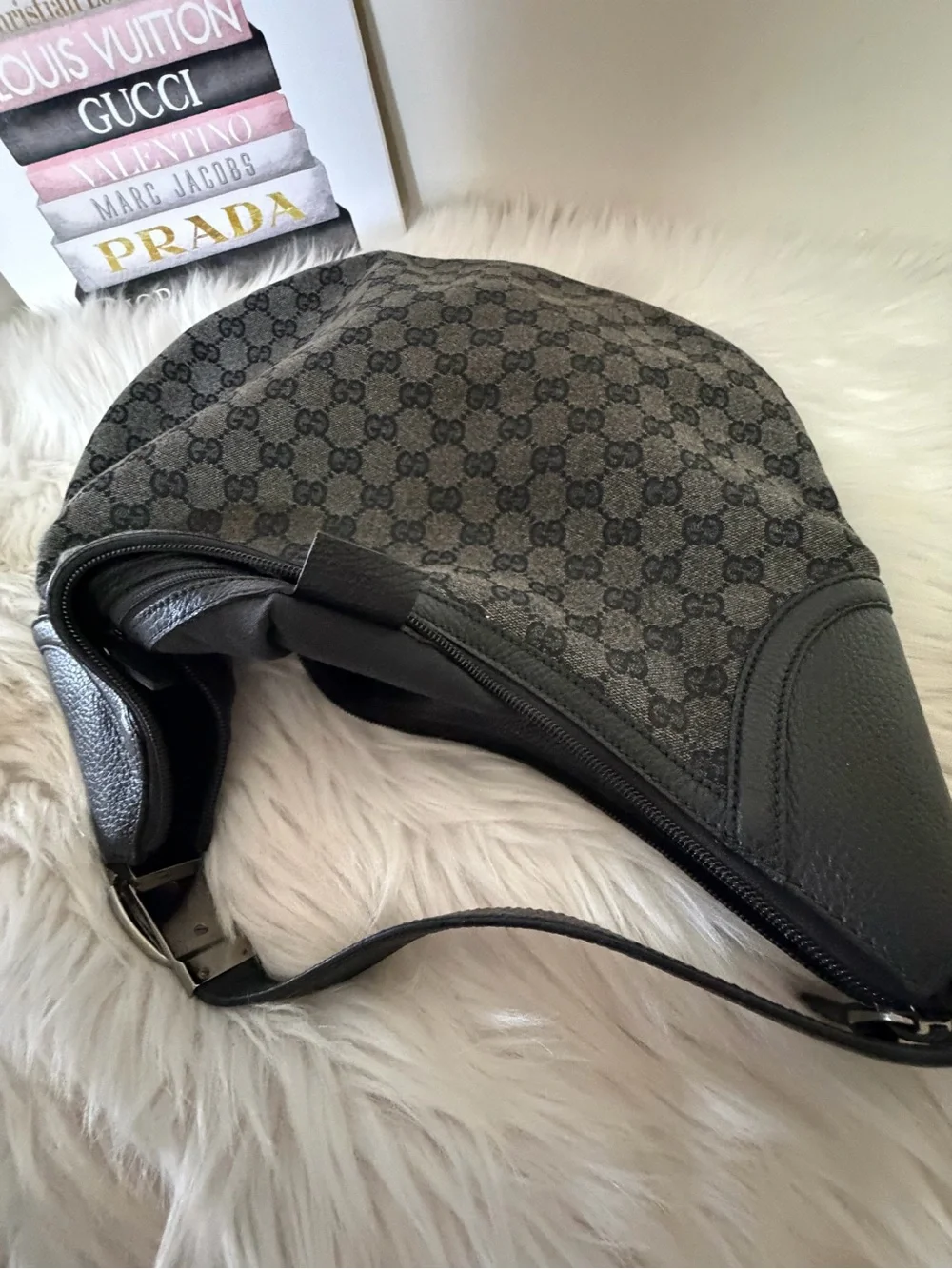 Gucci Black GG Monogram Canvas leather Hobo Bag.